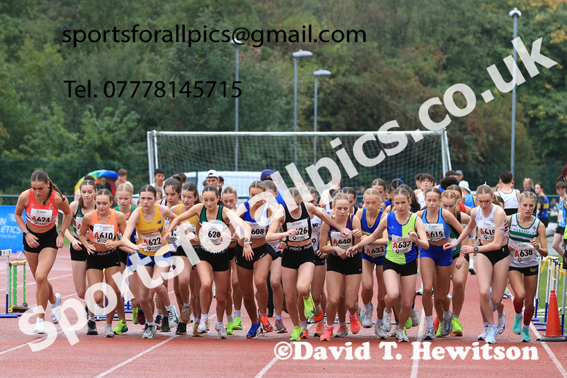 Womens Under-17s 2025 Northern Athletics Autumn Road Relays, Leigh, Lancashire. Photo: David T. Hewitson/Sports for All Pics